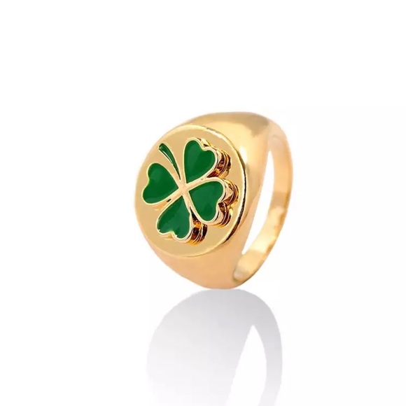 Set of 3 Chunky Gold Y2K Rings - Picture 5 of 5